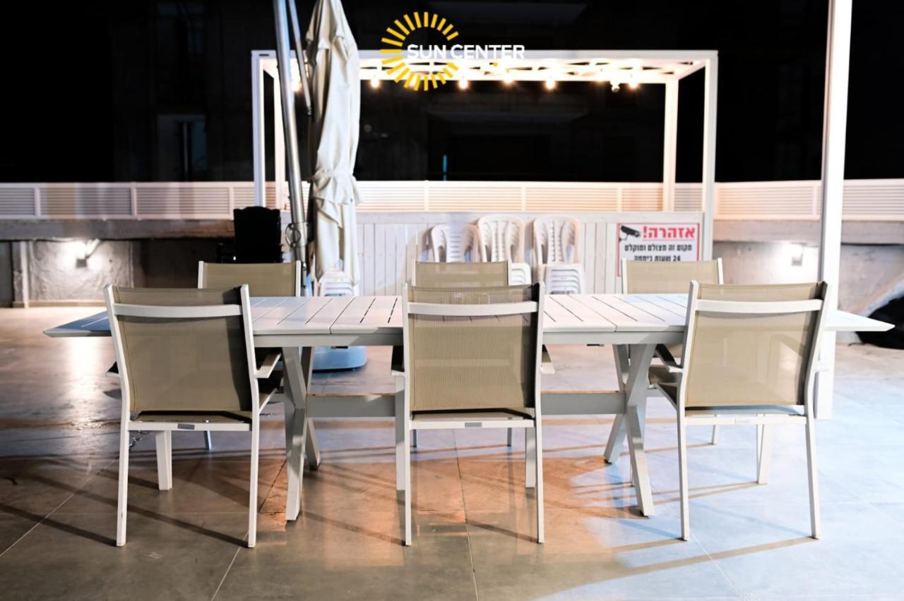 Sun Center Eilat Hotel Bagian luar foto